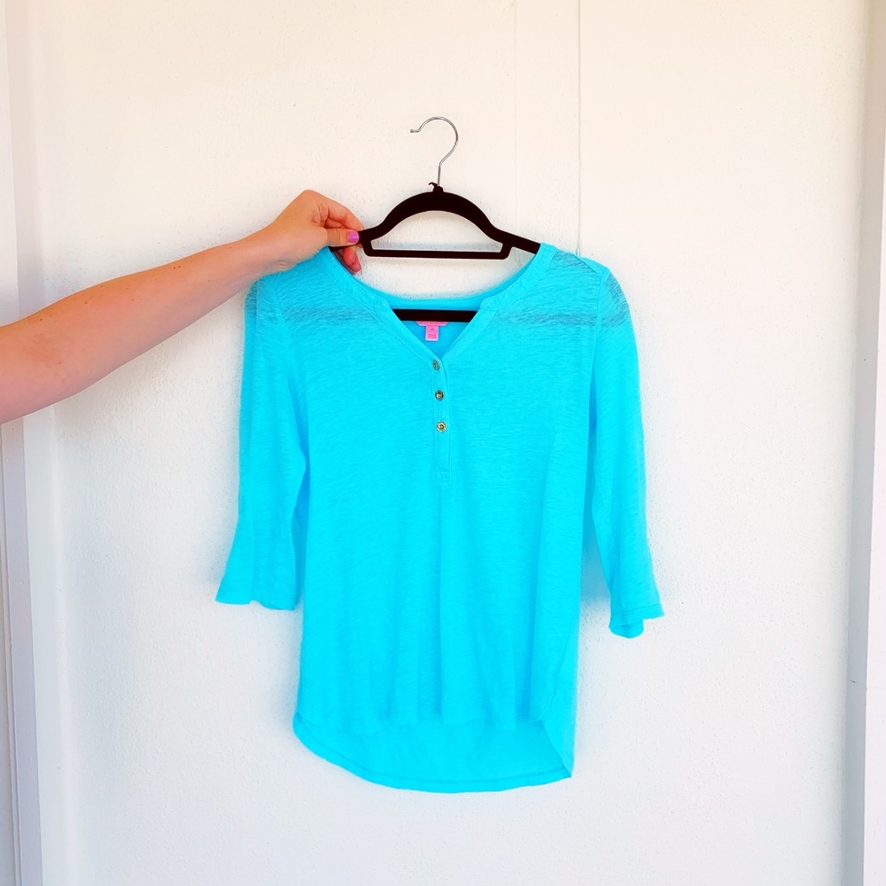 Lily Pulitzer bright blue t shirt half sleeve